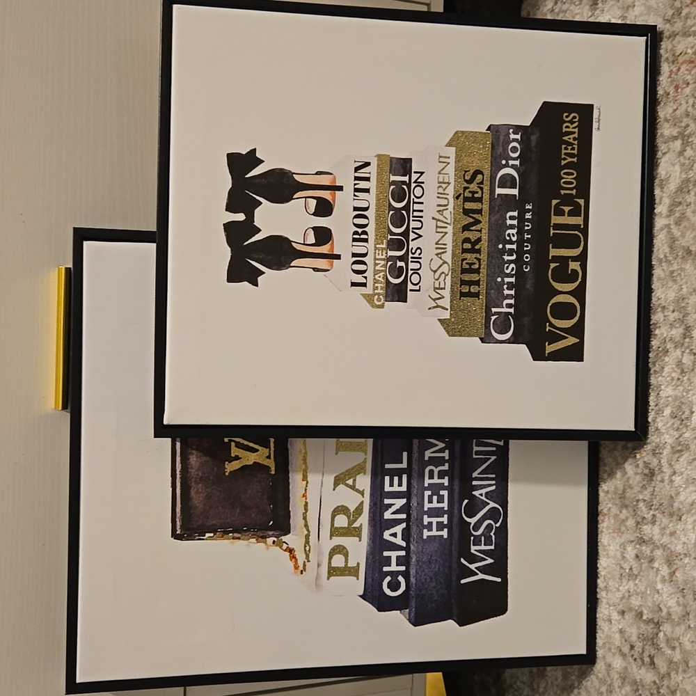 NWOT designer book with shoes design on canvas